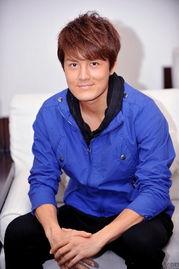 男明星吊威亚,揭秘男明星吊威亚的惊险瞬间