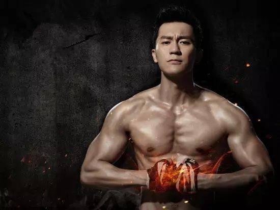 李晨肌肉写真拍摄花絮